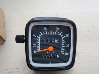 SUZUKI GT250 X7-thumb-5