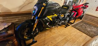 Ducati Diavel 2024 1260 S-thumb-7