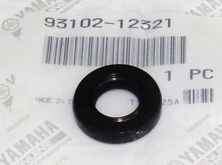 OIL SEAL WATER PUMP YZ250 YZ125 2003 WR450F 93102-12106-00 