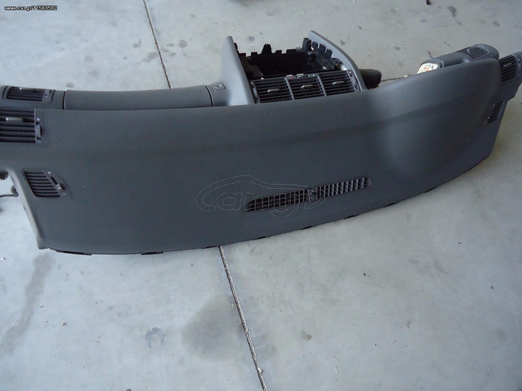 ΤΑΜΠΛΟ Α8 W12 AUDI 2002model