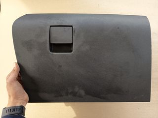 Πορτάκι από ντουλαπάκι συνοδηγού Opel Astra  H 2004-2010