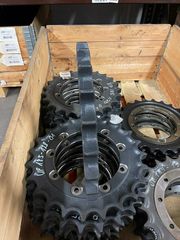 Σπρόκετ για Bobcat, CAT, Gehl, Hitachi, Komatsu, Kobelco, IHI, Takeuchi, Terex, Schaeff, Yanmar, χωματουργικα μηχανηματα.-thumb-14