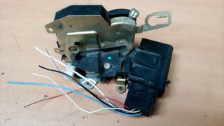Κλειδαριά BMW E36 εμπρ. δεξιά ηλεκτρομαγνητική