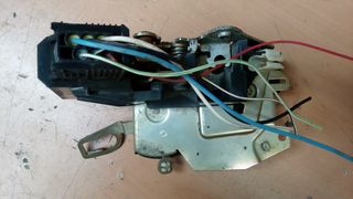 Κλειδαριά BMW E36 εμπρ. δεξιά ηλεκτρομαγνητική-thumb-2