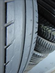 2TMX PIRELLI P ZERO ROSSO 215/45/18-thumb-3