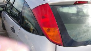 Φανάρια πίσω Ford Focus 2000'-thumb-1