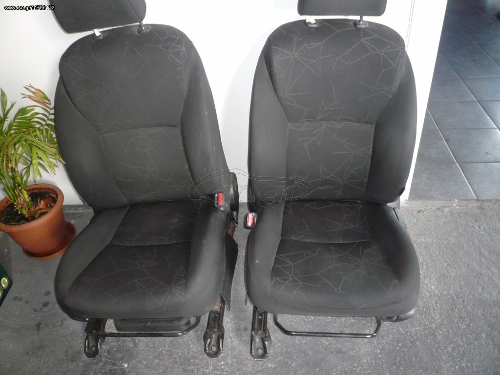 TOYOTA AURIS Καθισματα Σαλονι 