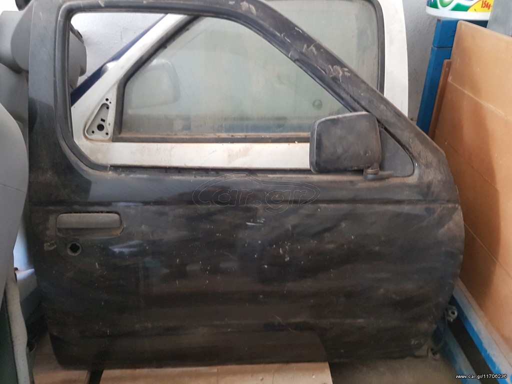 NISSAN NAVARA  D22