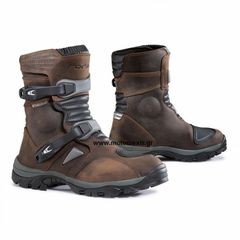 Μπότα Forma Adventure Low  από γνήσιο δέρμα ειδικής επεξεργασίας τηλ 2310 512 033.