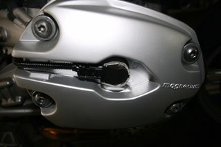 καπακι κινητηρα αριστερο  R1200GS