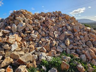 ΠΕΤΡΕΣ  ΧΤΙΣΙΜΑΤΟΣ-thumb-2