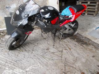 HONDA-CBR 954 ΣΤΑΝΤ-thumb-1