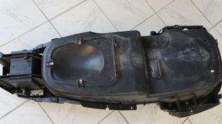 PIAGGIO X8 200 ΚΟΥΒΑΣ ΣΕΛΑΣ-thumb-4