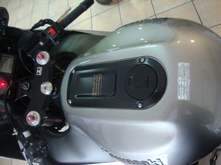 Kawasaki Ninja ZX - 12 R 2000 ZX12R-thumb-7