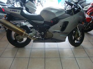 Kawasaki Ninja ZX - 12 R 2000 ZX12R-thumb-1