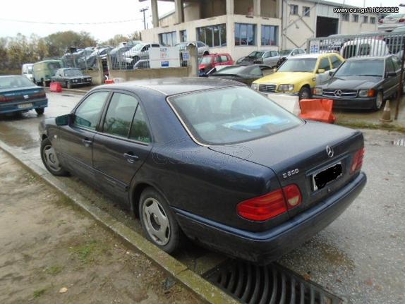 MERCEDES-BENZ E200 1996 1998cc AP.KIN.111942