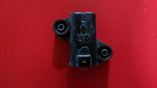sym gts 300i-thumb-12