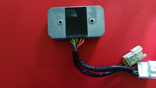 sym gts 300i-thumb-16