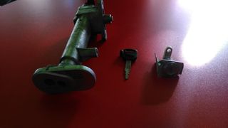 sym gts 300i-thumb-24