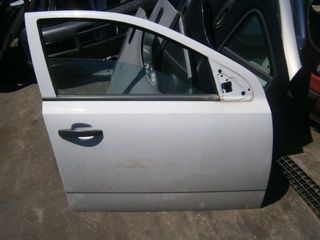 Πόρτα Εμπρός Δεξιά για OPEL ASTRA (2004 - 2007) H Hatchback - 5dr S-Wagon - 5dr (2007 - 2010) H Στρογγυλή Φύσα *Γ* | Kiparissis - The King Of Parts