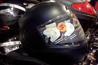 ΠΡΟΦΟΡΑ scorpion helmets EXO 900 N.large 60cm απο 280 τώρα 200ευρώ