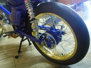 Honda Super Cub 2000 cafe racer-thumb-14