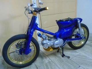 Honda Super Cub 2000 cafe racer-thumb-4