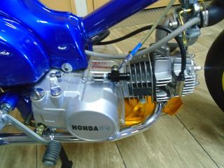 Honda Super Cub 2000 cafe racer-thumb-8