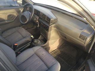 PEUGEOT 405