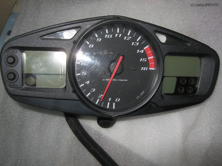 SUZUKI ΚΟΝΤΕΡ GSR 600