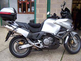 HONDA VARADERO XL1000V 2005' ΜΕ 31836km ΓΙΑ ΑΝΤΑΛΛΑΚΤΙΚΑ-thumb-4