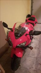 Honda CBR 1000RR 2005 rr1000-thumb-1