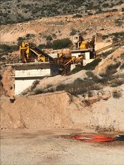 Builder quarry equipment '02