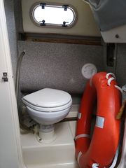 Nireus 2009 650 cabin-thumb-11