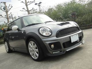 Mini Cooper new R56 και S BODY KIT