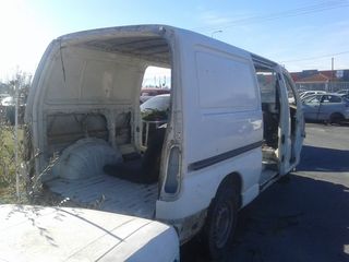 TOYOTA HIACE 97--thumb-2