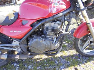 KAWASAKI ER 500-thumb-8
