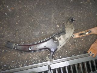 Ψαλίδι Εμπρός Αριστερό για TOYOTA STARLET (1984 - 1989) (EP70) 1300 2E-LS petrol 75 12 valve , 1300 ((2E-TE)) Petrol 110 (EP71) Turbo S , 1300 (2E-LC) petrol 75 | Kiparissis - The King Of Parts