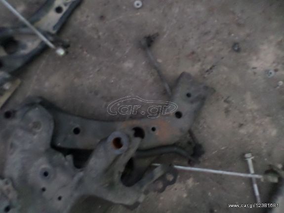 Ψαλίδι Εμπρός Αριστερό για TOYOTA AURIS (2007 - 2009) E150 | Kiparissis - The King Of Parts