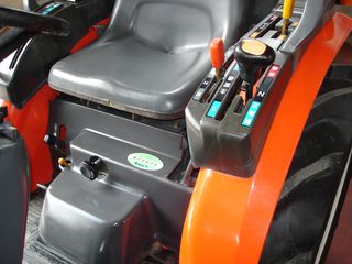 Τρακτέρ 2011 HITACHI CTX 20 [KUBOTA GB 20] ΑΒΑΦΟ-thumb-12