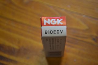 ΜΠΟΥΖΙ NGK B10EGV-thumb-1