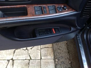 Audi A8 2000-thumb-6