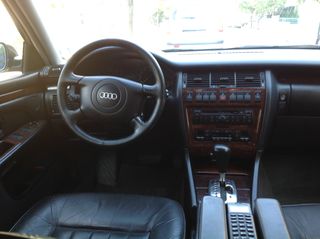Audi A8 2000-thumb-4