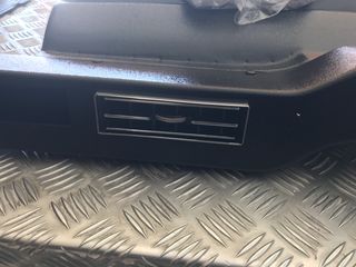 Volkswagen Beetle  '17-thumb-2