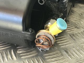 Volkswagen Beetle  '17-thumb-6
