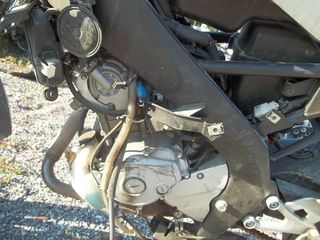 YAMAHA YZF-R125-thumb-1
