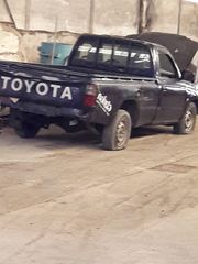 TOYOTA HILUX 2003 D4D-thumb-2