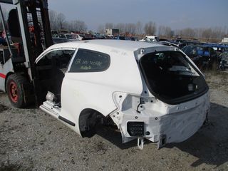 VW Scirocco 08-14-thumb-2