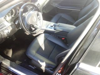 Mercedes-Benz 2014-thumb-8
