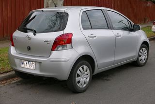 Toyota Yaris 5d, Άκρο εμπρός αριστερό κομπλέ